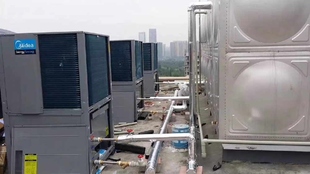 广西学校热水升级，美的空气能助力节能环保新校园！